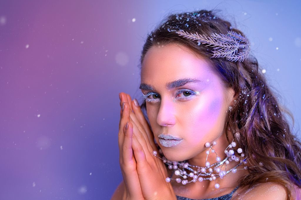 Frosty winter makeup with icy silver shimmer on the eyelids
